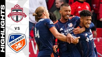 HIGHLIGHTS: Toronto FC vs. FC Cincinnati | April 30, 2022