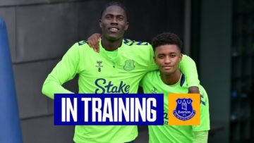 EVERTON IN TRAINING: BLUES PREPARE FOR SPURS AWAY IN NEW TRAINING KIT