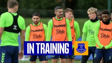 BLUES PREPARE FOR FOXES BATTLE | Everton in training ahead of Leicester City meeting