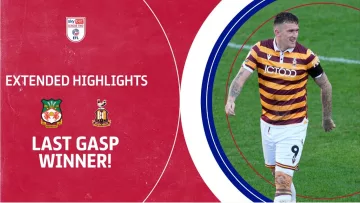 LAST MINUTE WINNER! | Wrexham v Bradford City extended highlights
